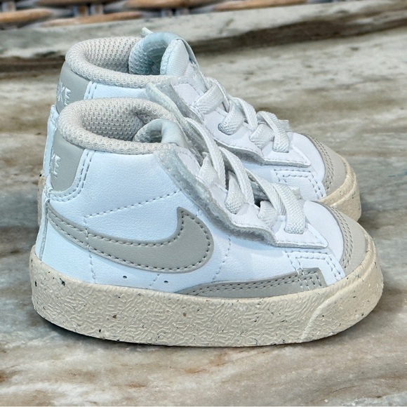 Baby NIKE Blazer Mid 77' SE Size 2c - Picture 4 of 7